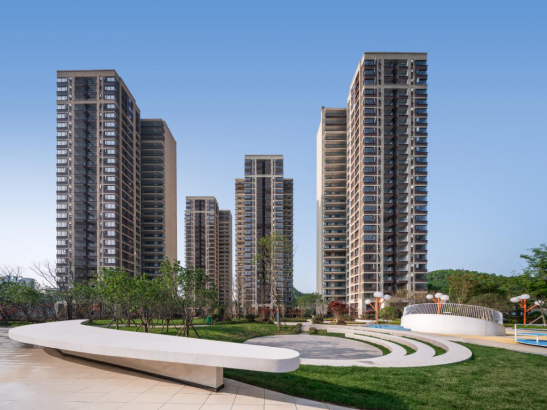 真素颜,敢鉴面!贵阳东原朗阅提前120天交付呈现