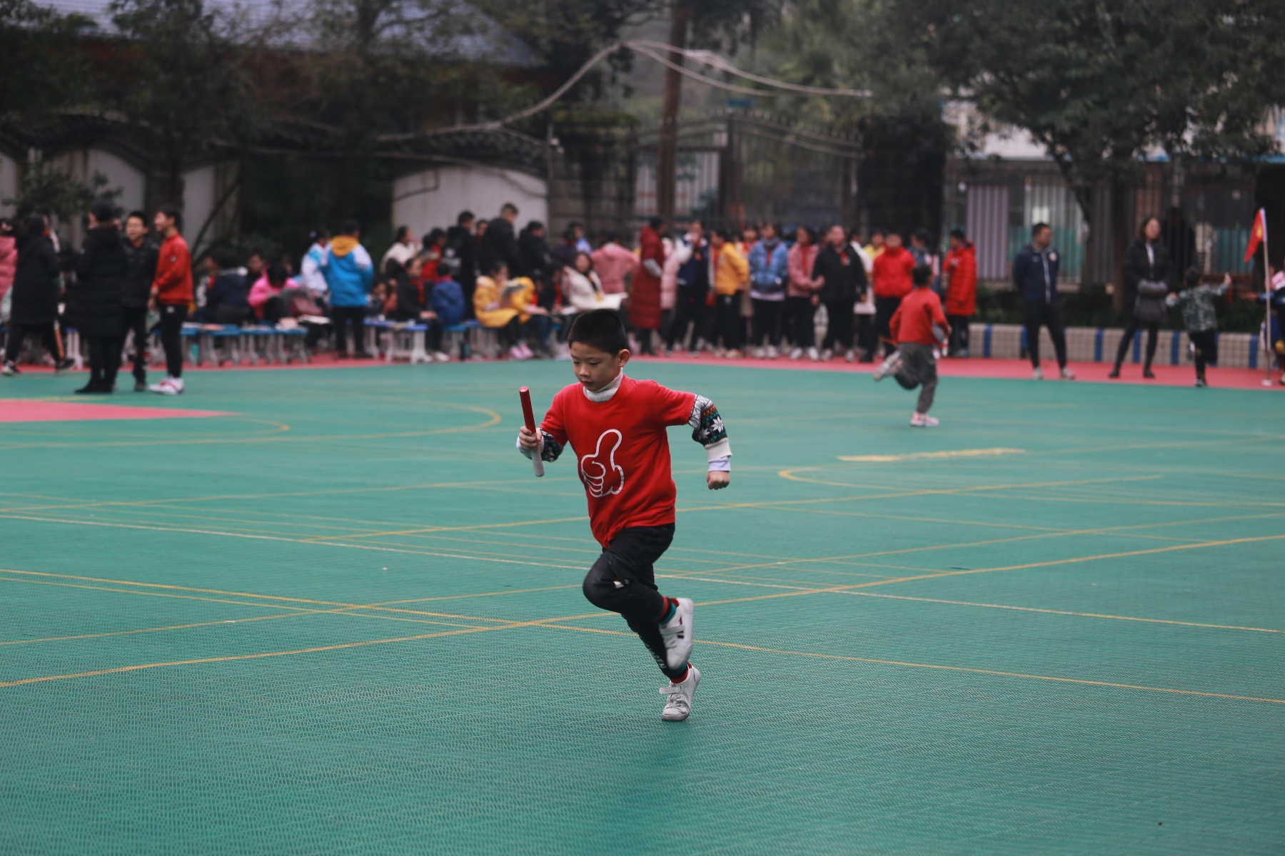 乐山市五通桥区实验小学:举行冬季运动会