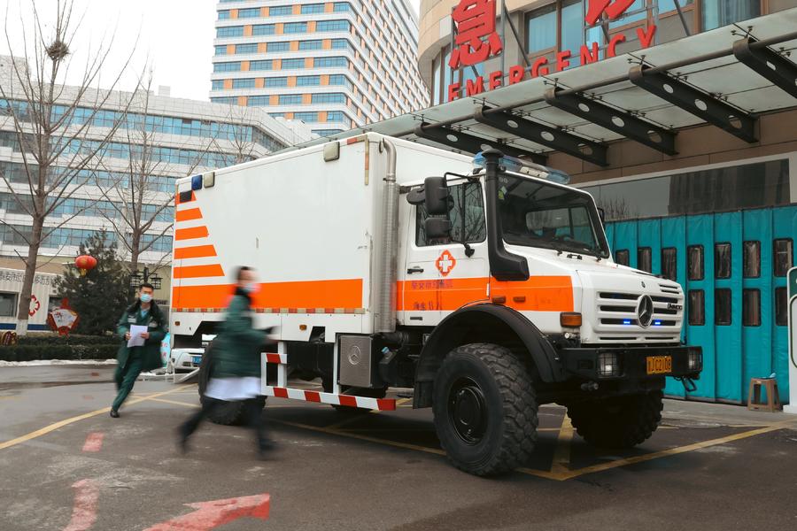泰安市立医院"乌尼莫克"全地形越野救护车现身急救一线