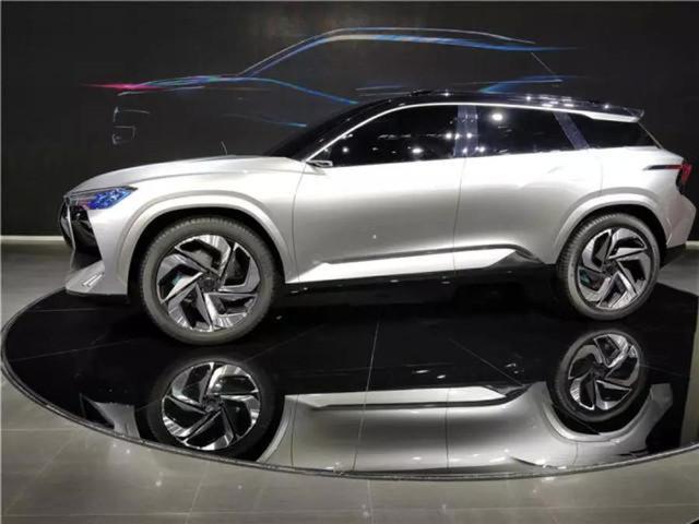 接下来,我们一同来探索几款配备隐藏式门把手的suv车型