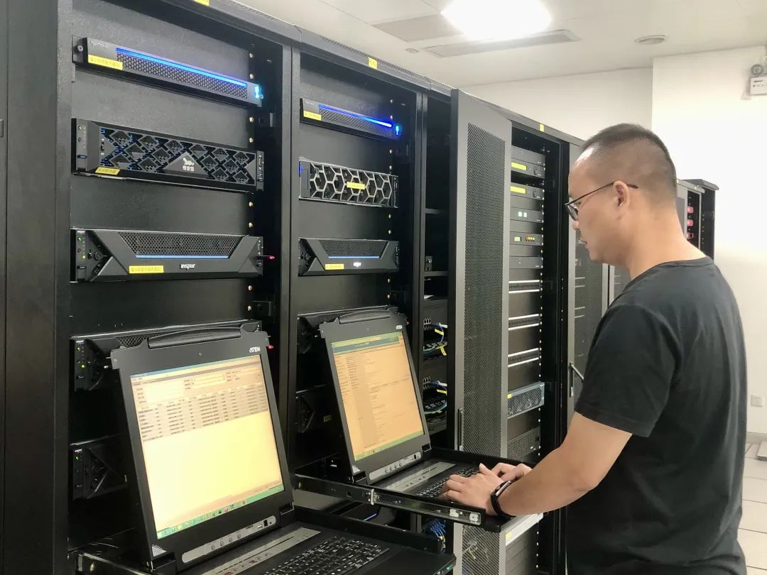 柳州广播电视台高清频道上线试播!对接暗号:111,112,113