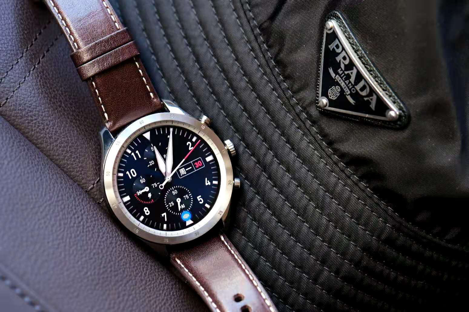 仅凭"半个月一充"就让我换掉了苹果!zepp z智能手表评测