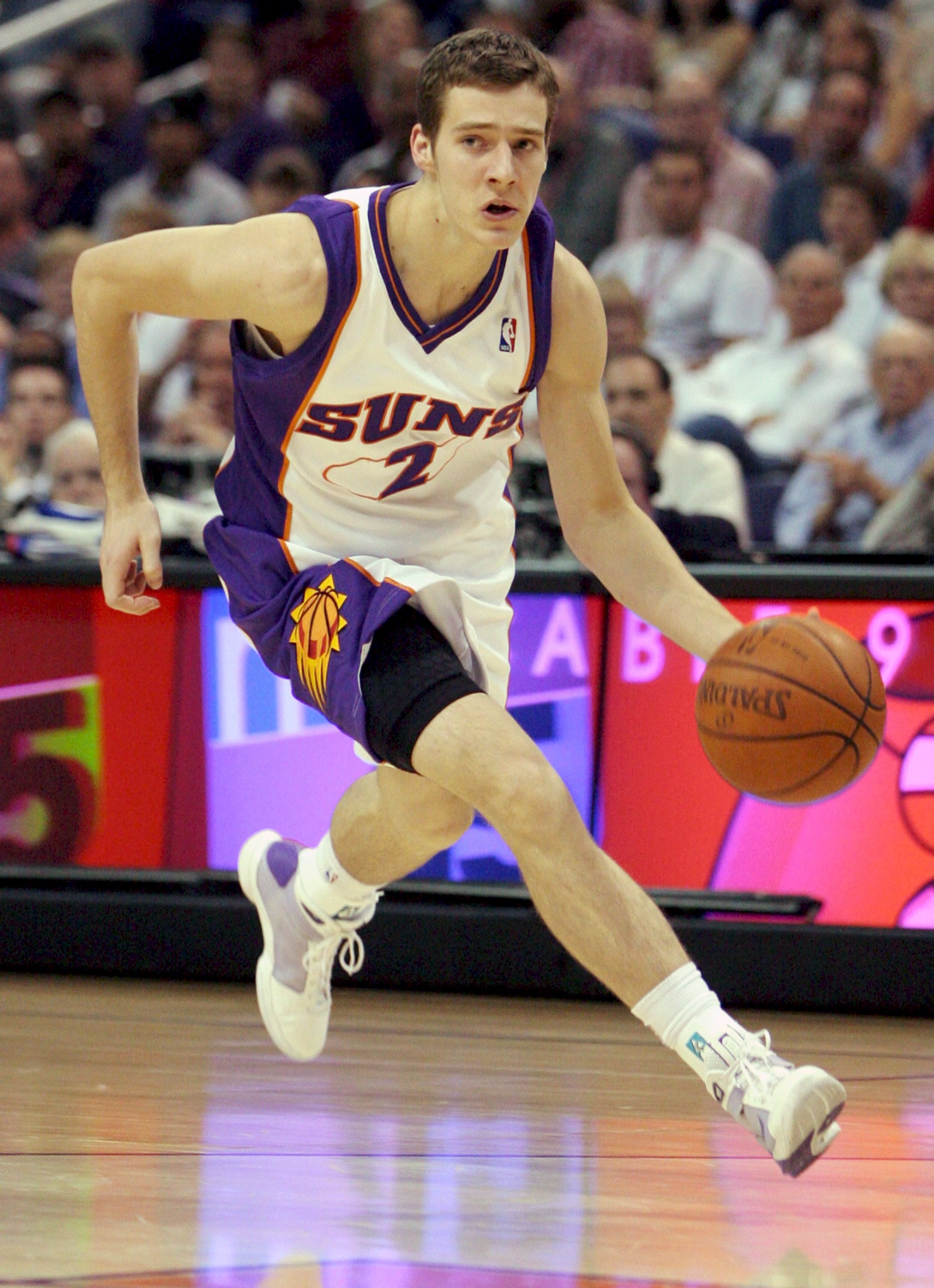 体坛联播|丁俊晖拉萨击败奥沙利文,辽宁战胜广东拿下八连胜