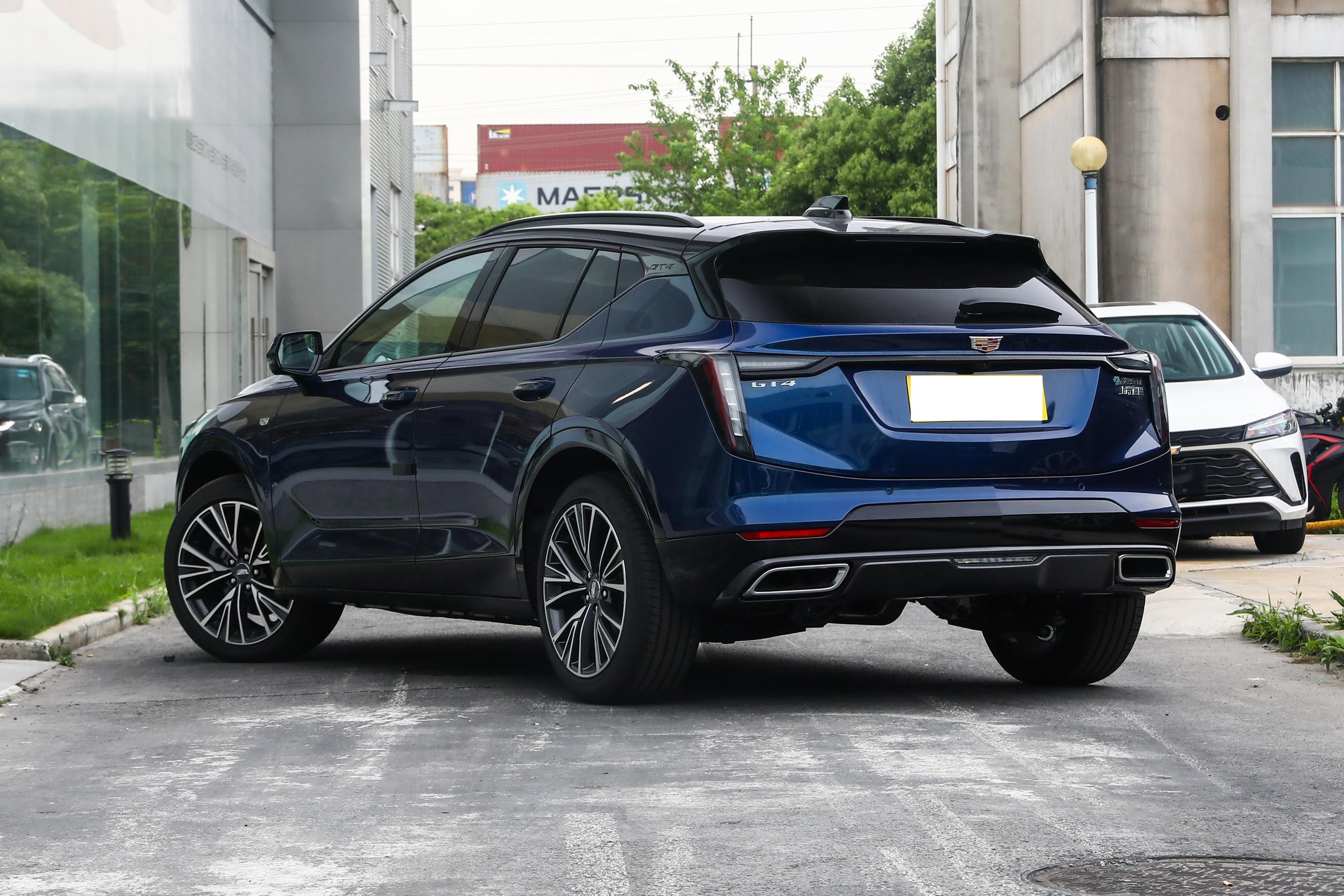 凯迪拉克gt4优惠3万元左右,跨界轿跑suv,1.5t爆发211马力