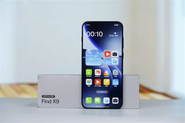 7025mAh超大电池！OPPO Find X9图赏