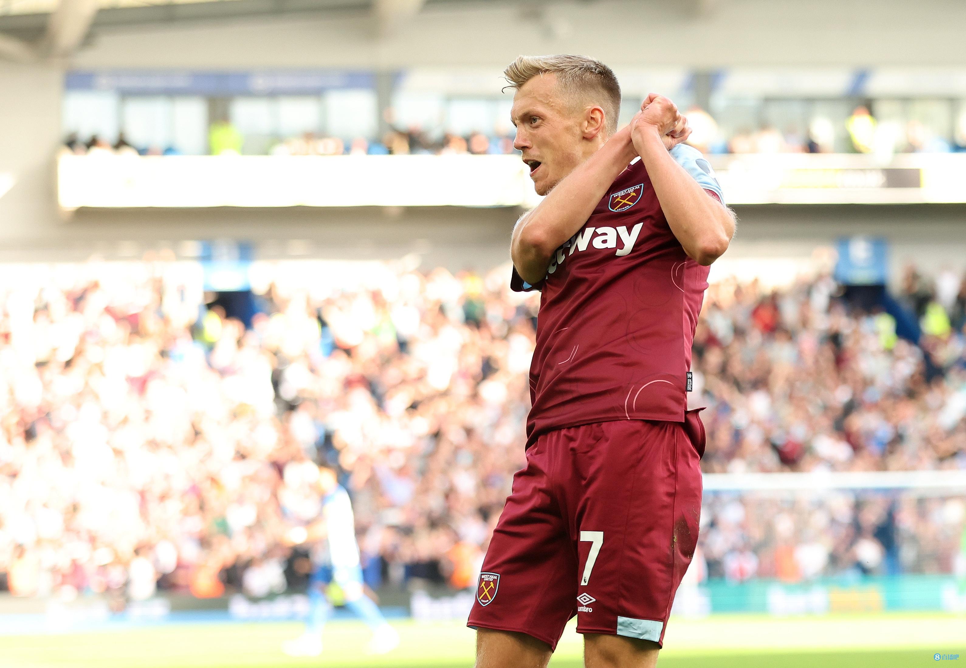 普劳斯为西汉姆出场4次造2球3助,本赛季英超仅次哈兰德萨拉赫