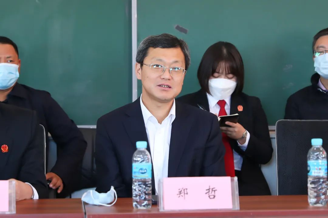 延边中院党组书记,院长朴永刚一行到安图县开展调研