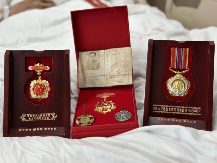 95岁老人体内发现多块弹片 揭露了隐藏70余年的秘密