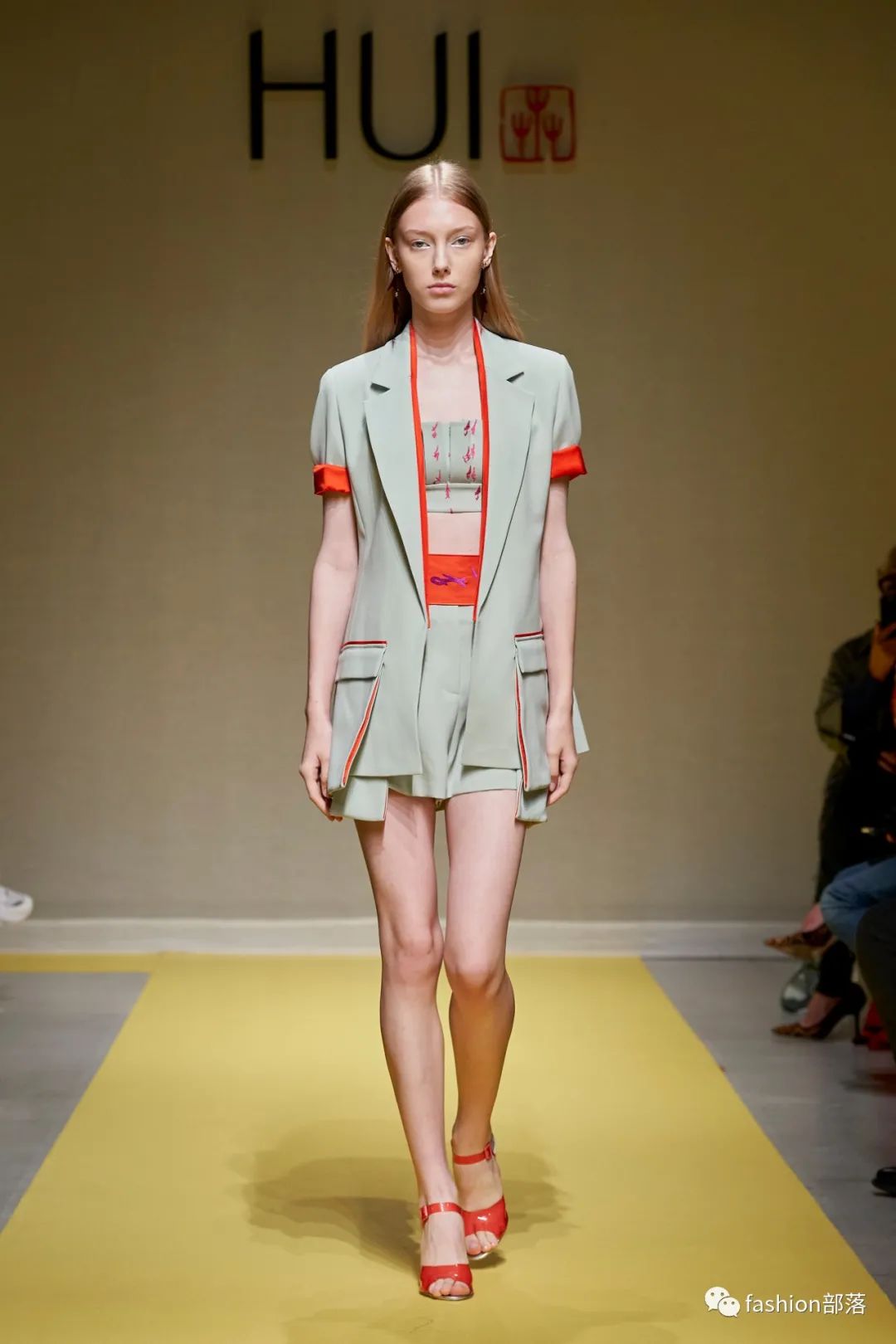 2022春夏米兰hui女装