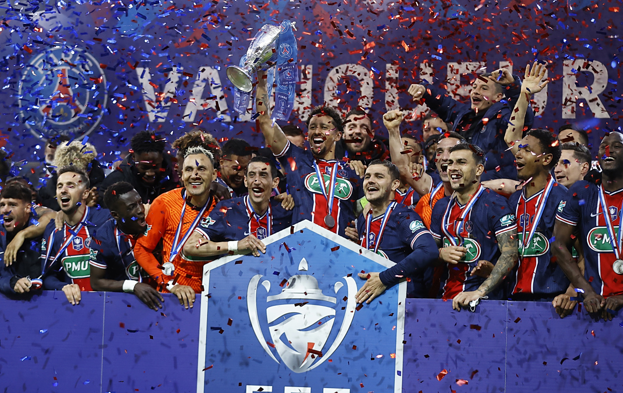 (8)足球——法国杯:巴黎圣日耳曼夺冠