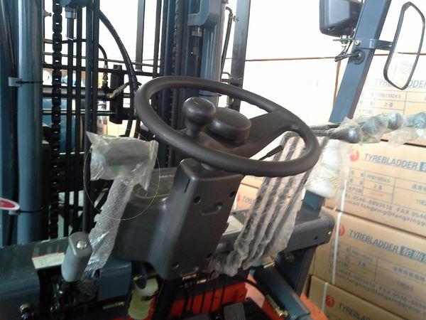 电动叉车前进后退失灵的维修方法你知道吗?(二)