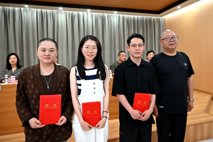 浙江画院青年创作中心成立暨走进安吉灵峰采风写生活动