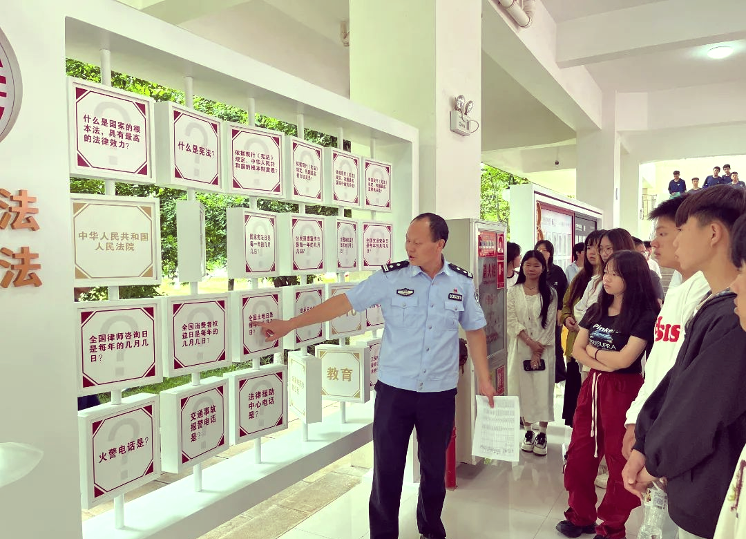 红河州职教园区警校合作:全方位守护校园安全