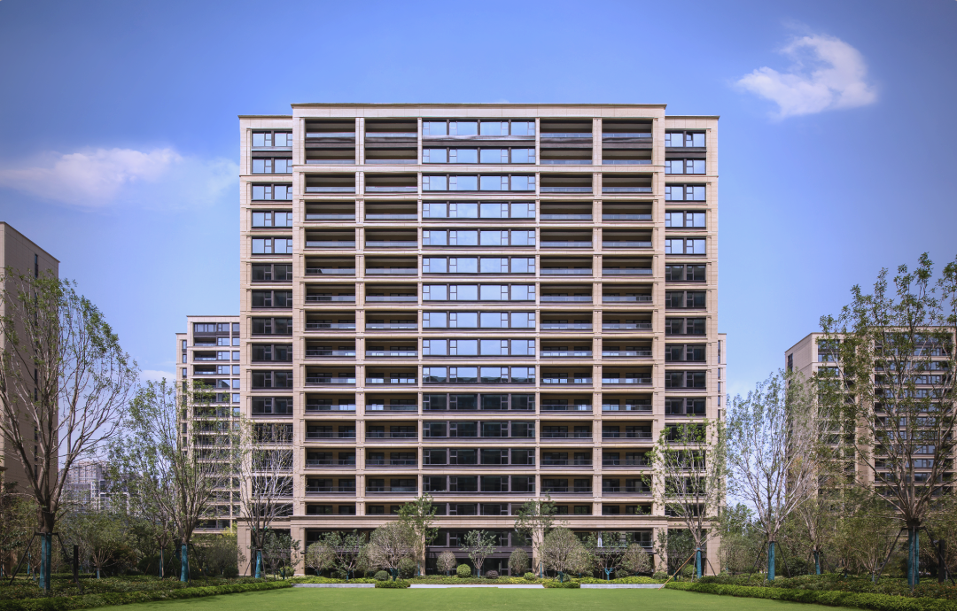 绿城郑州明月滨河:智能与安全的完美结合