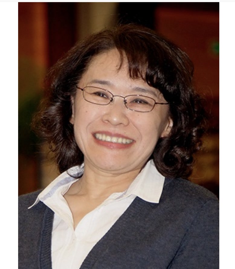 张海迪受聘康复大学名誉校长