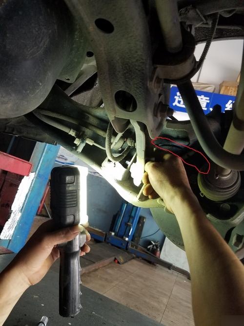 轮速传感器更换方法是什么?