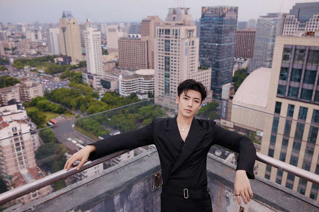 侯明昊—这个"超能男神"有点帅