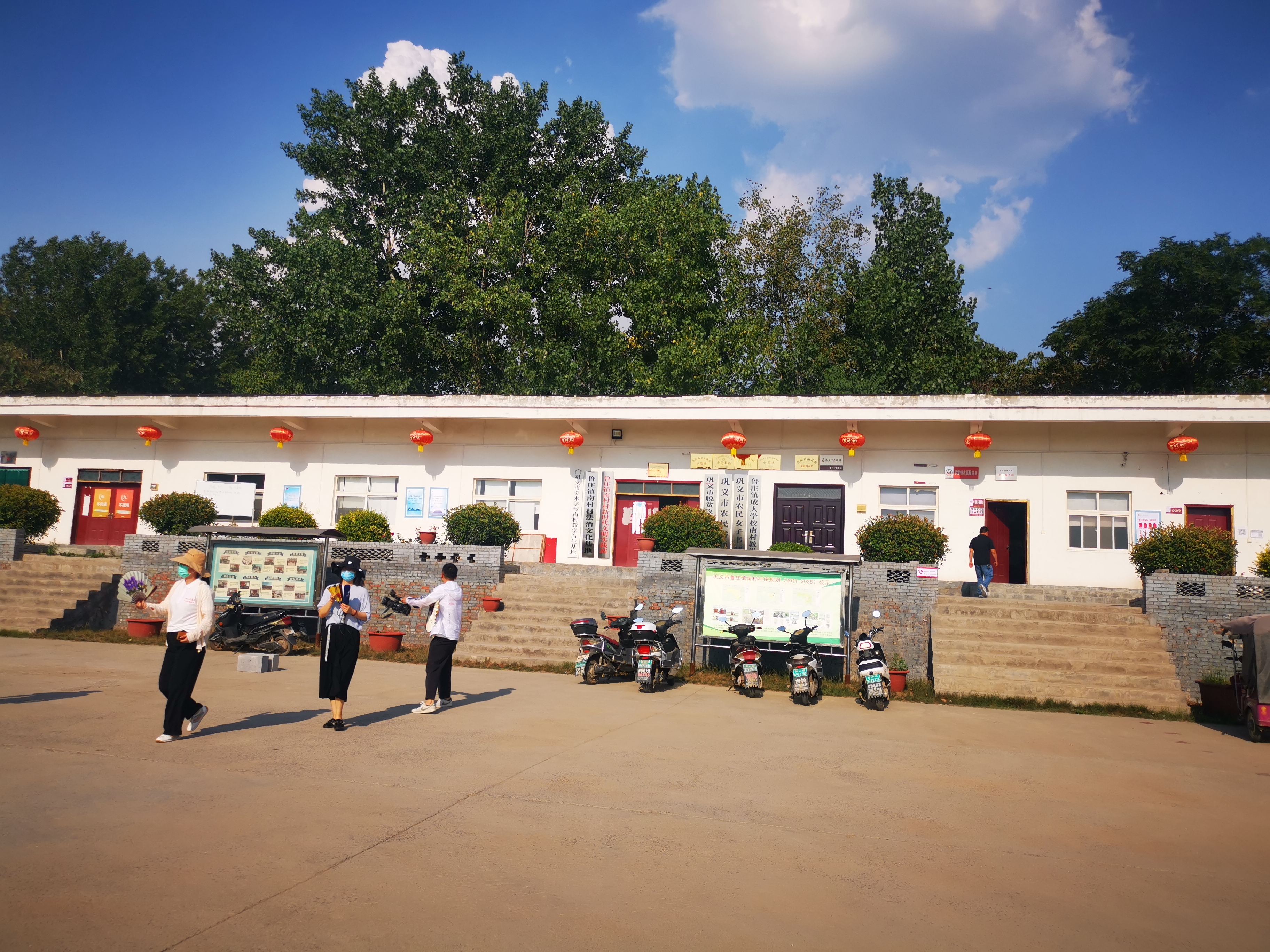 鲁庄南村:农民亦是丹青人