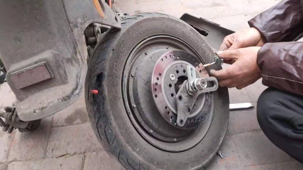 电瓶车补胎大概多少钱