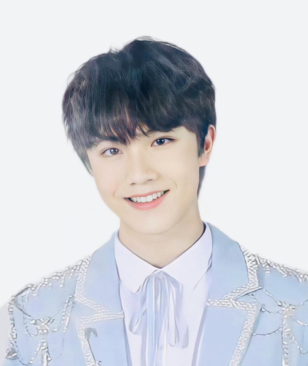 tf家族三代证件照太心动了你pick哪位少年 朱志鑫,苏新皓,邓佳鑫,张极
