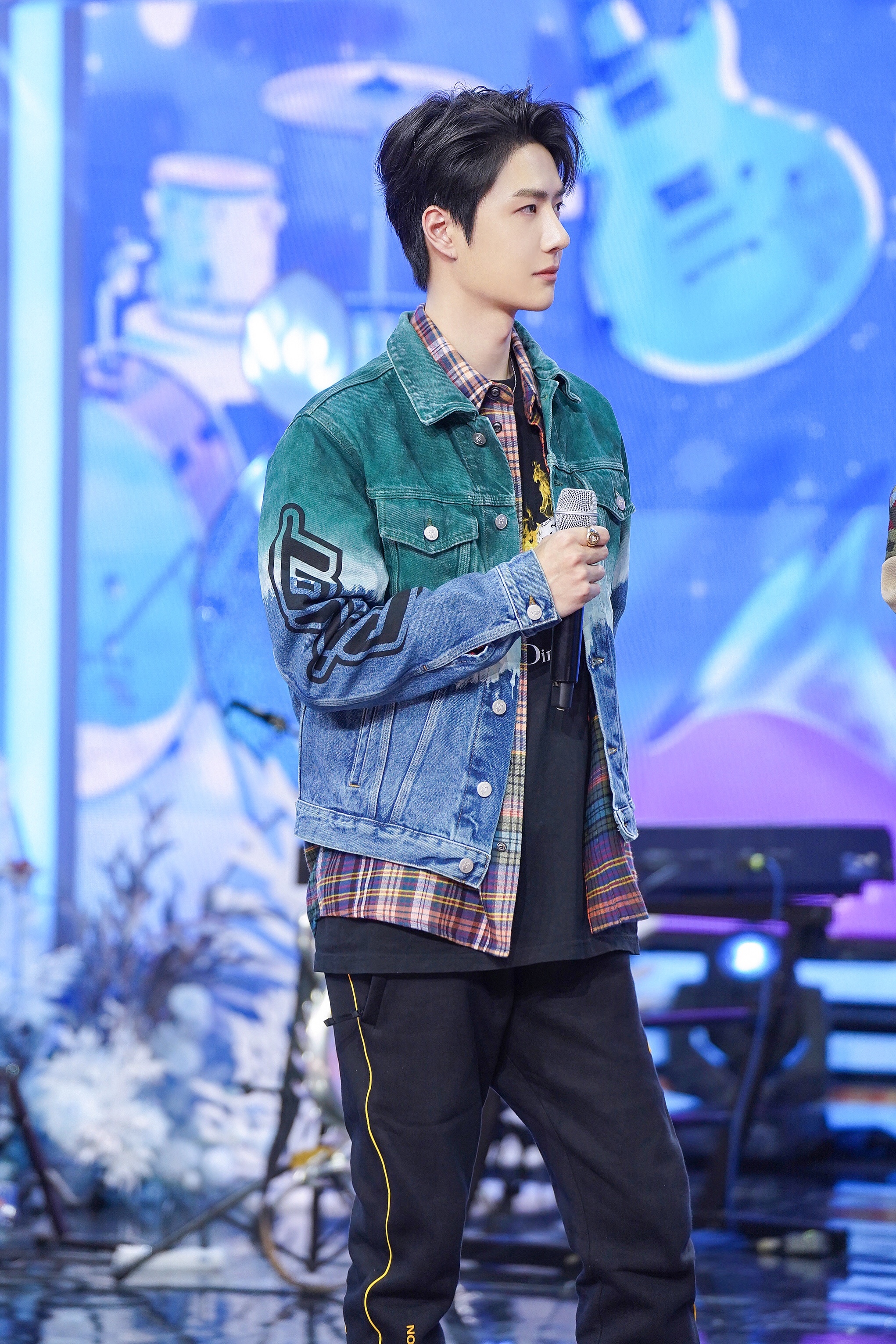 王力宏做客天天向上,再次与王一博上演"双王"炸场演出