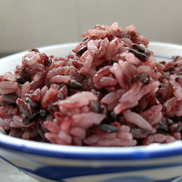 紫米饭,比白米饭更营养更好吃