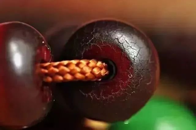 32张手串盘玩前后对比图,包浆太惊艳了!