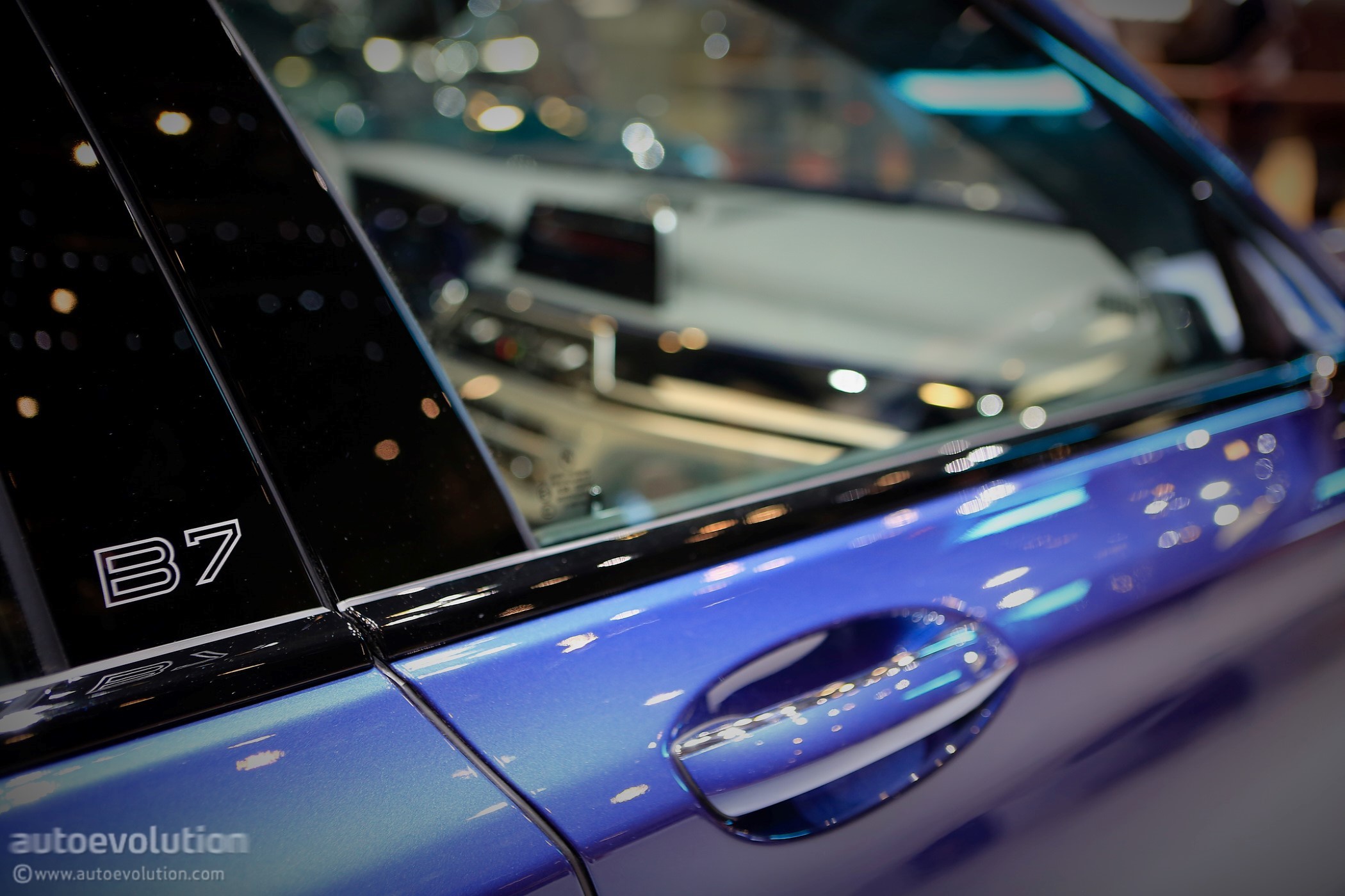 改装版宝马alpina b7以蓝色展现