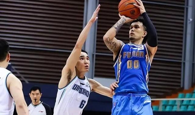 阿迪力-库尔班:人气越高,被要求的也会越高,打铁还需自身硬