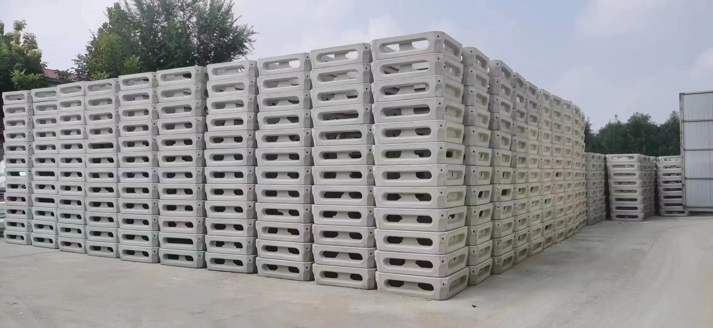 水泥预制成型挡土墙模板河道护坡挡墙模具问题解答保定京伟厂家