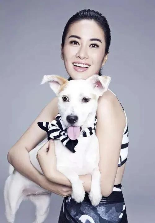 叶璇壁纸,你喜欢她吗