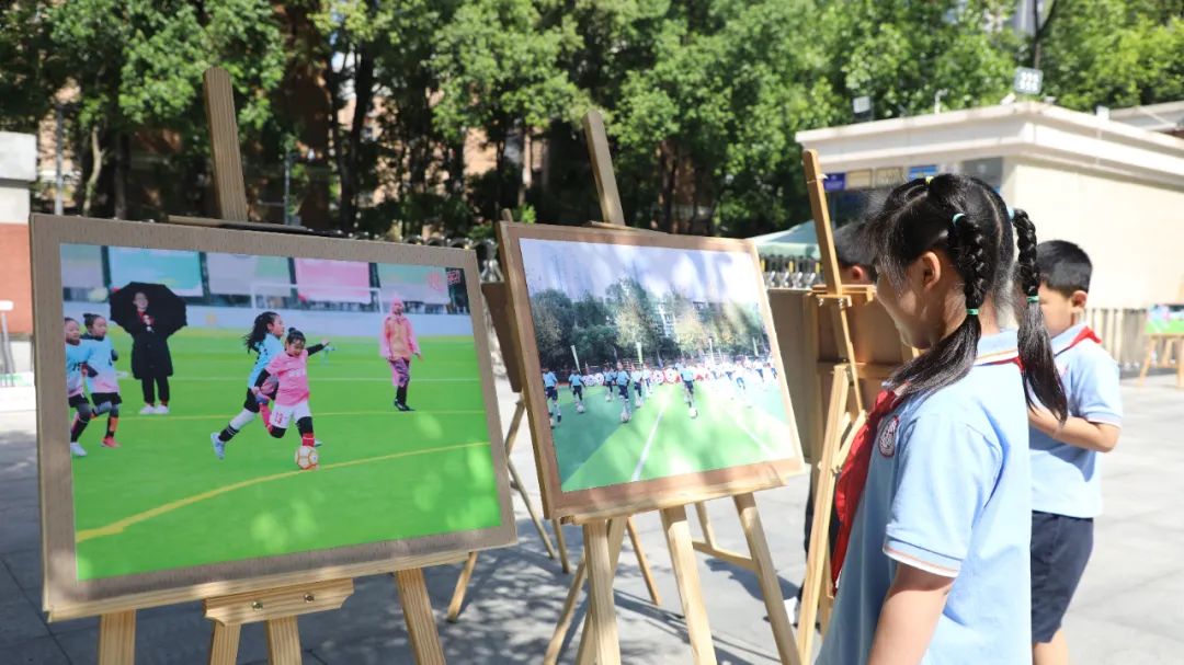拼搏——2024年"亚足联女足日"女孩足球节(成都高新和平学校)隆重举行