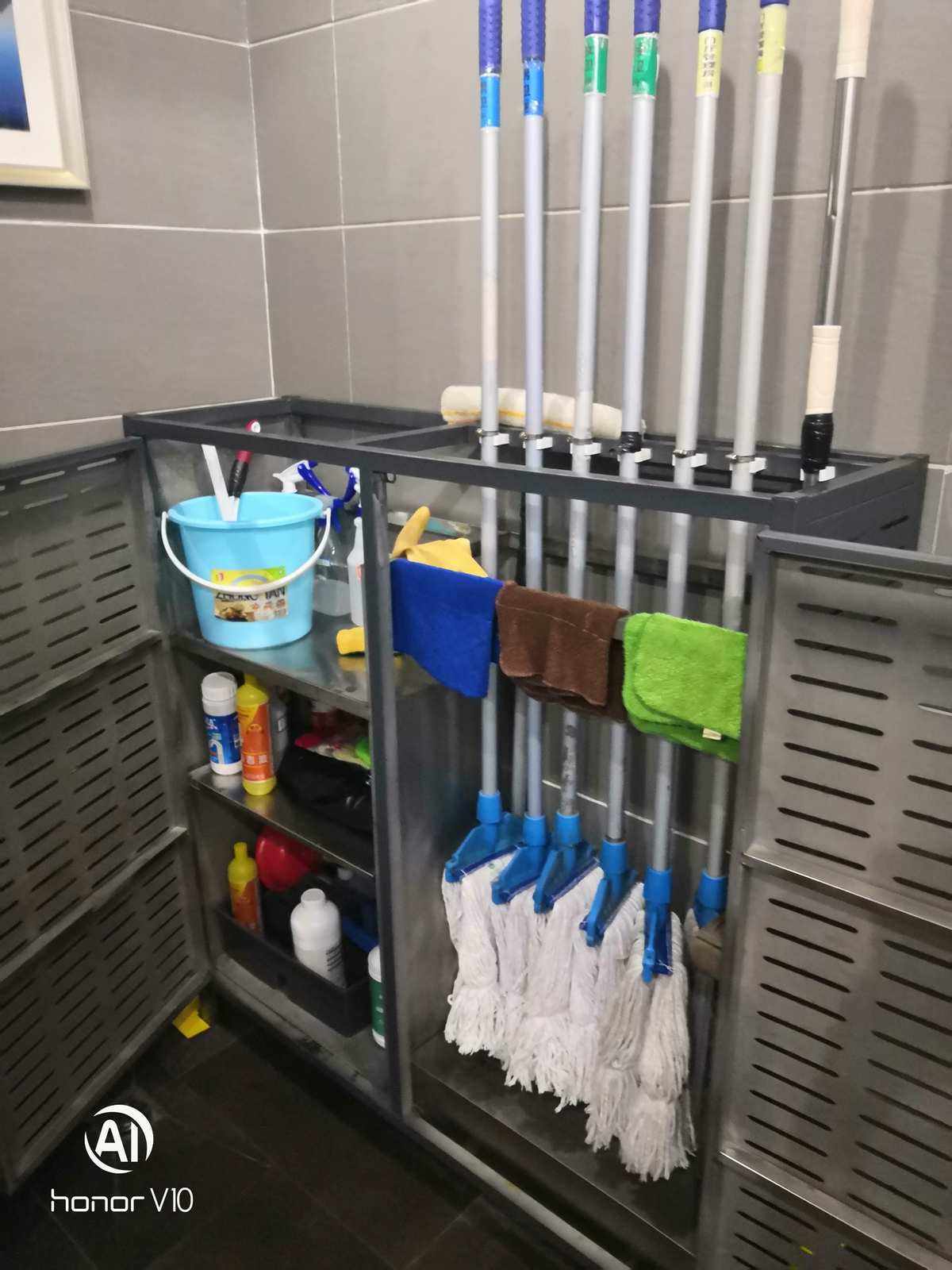 保洁工具的规范使用及摆放
