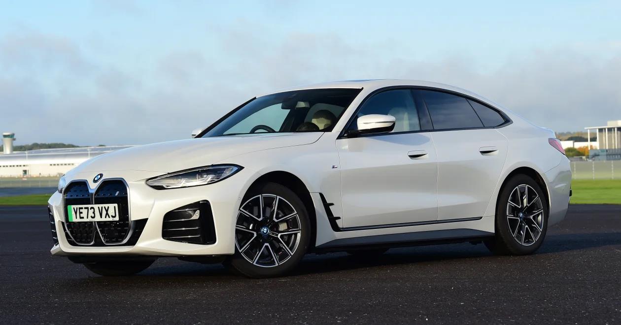 目前优惠幅度较大,宝马i4 edrive 35大量实拍图发布