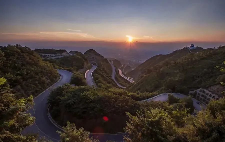 骊山盘山公路  鱼化寨