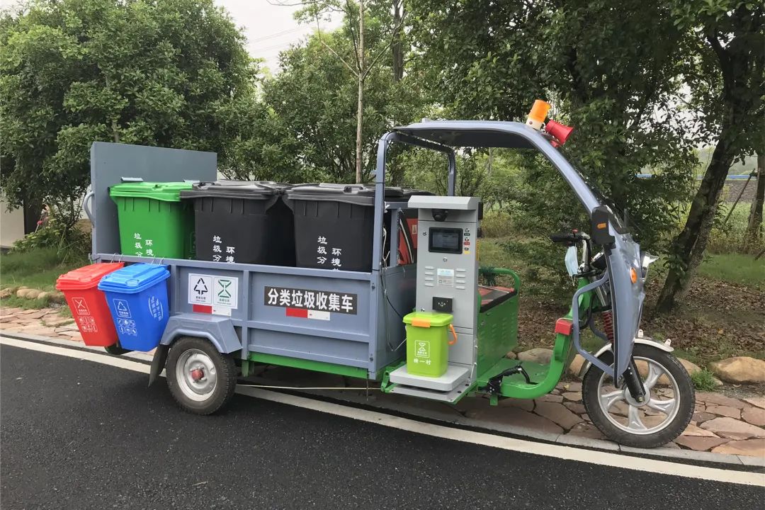 今年,横一村将垃圾分类提升为"四定一撤"模式,并创新出独具特色的"横