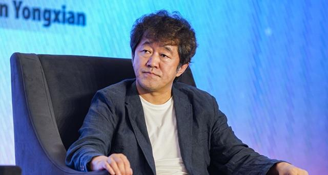 《悬崖之上》编剧全勇先亮相上影节论坛