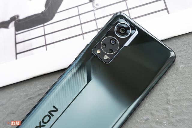 中兴axon 30 5g体验:依然是屏下摄像头的领先者