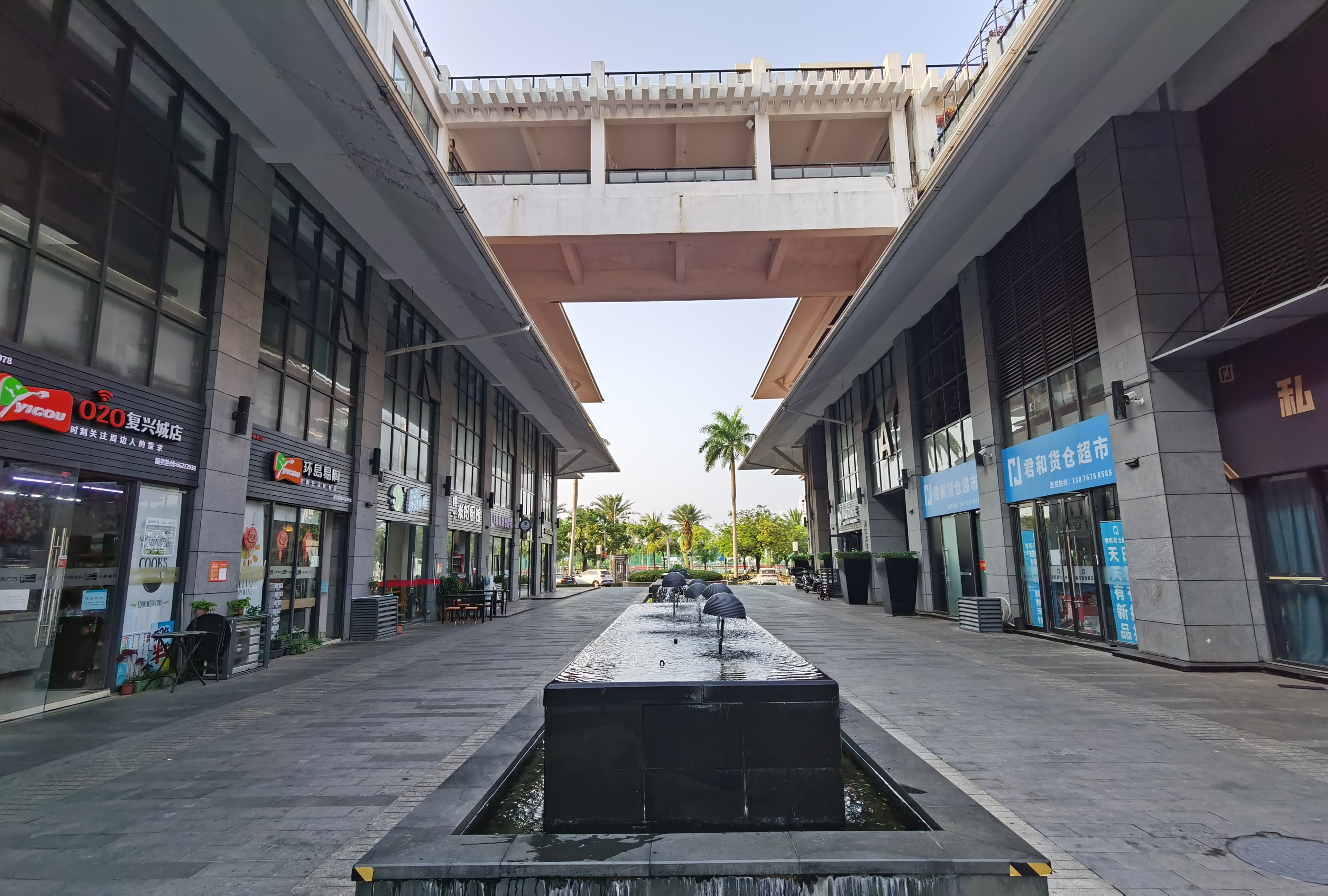 入驻复兴城,开启海边沉浸式办公新体验!