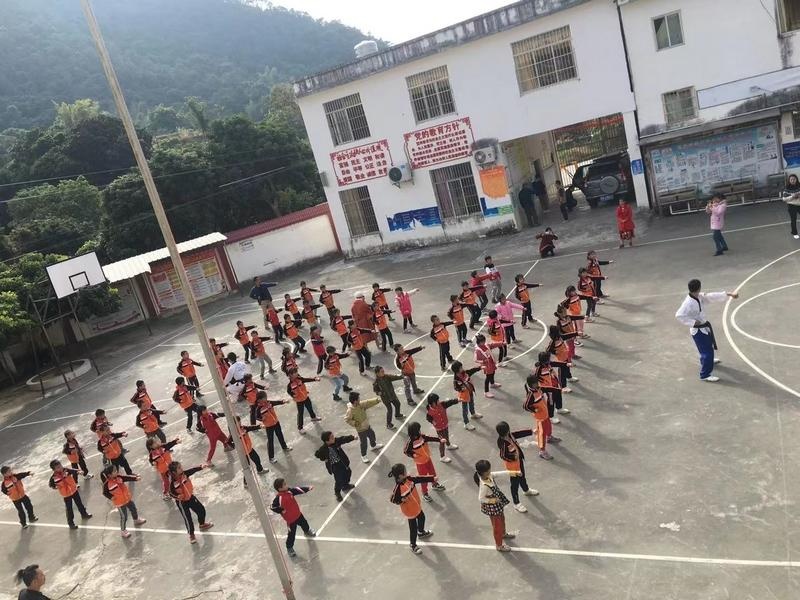 北流市铁炉小学图片