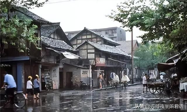100张老照片,带你回到80年代的老成都