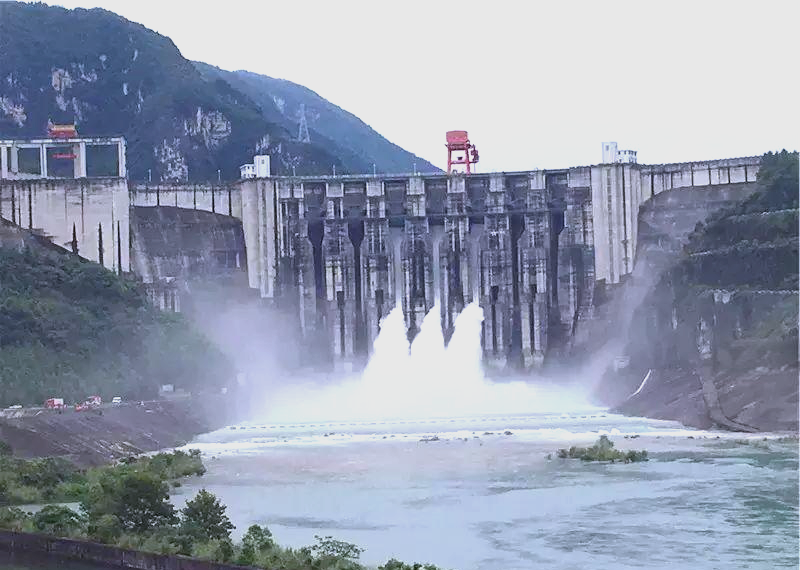 清江隔河岩水库泄洪及水电站概况