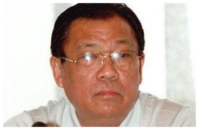 从拖拉机厂到河北省委书记——程维高的不凡人生