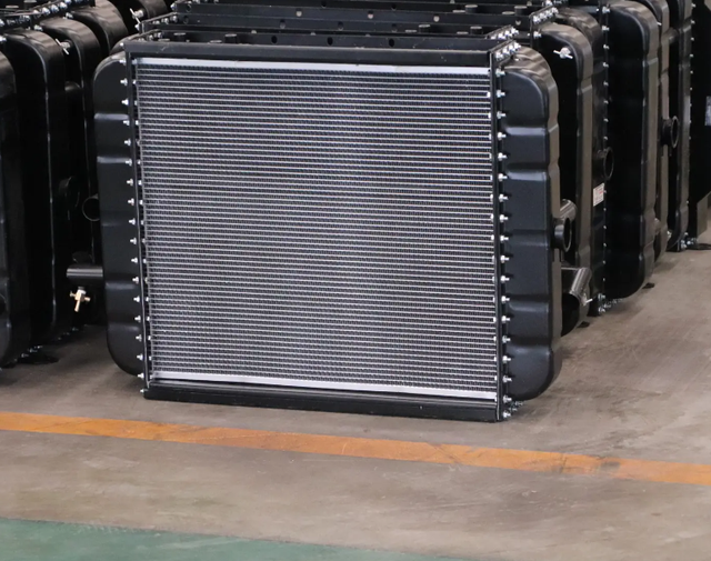 汽车散热器柳絮毛怎么清理?