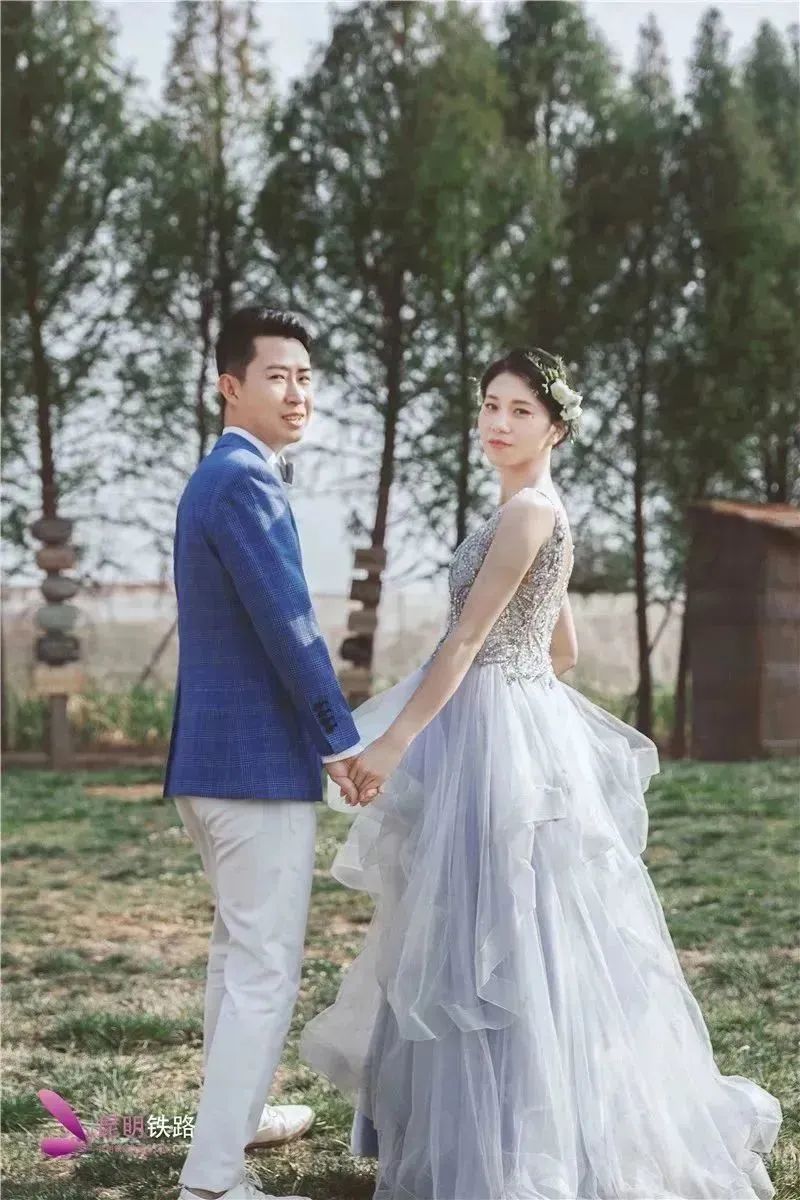 【中老铁路老挝段站点故事】磨丁站的"90后"中国铁路夫妻