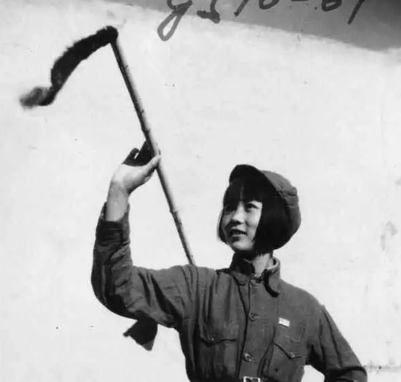 王新兰:萧华上将的妻子,年仅9岁参军,11岁参加长征,今年98岁