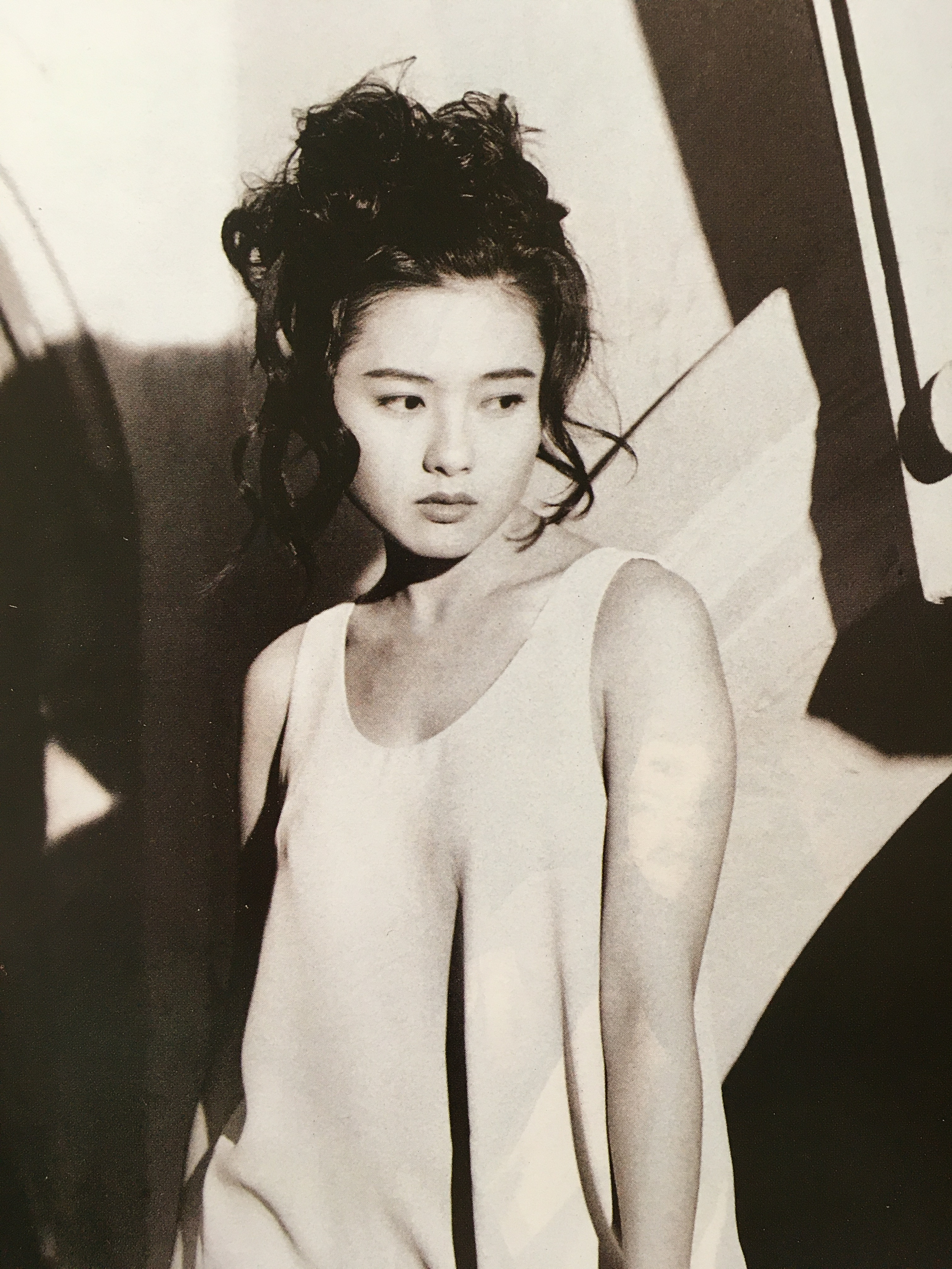 港圈6大艳星今昔对比:有人高嫁儿女双全,有人被甩患上抑郁症