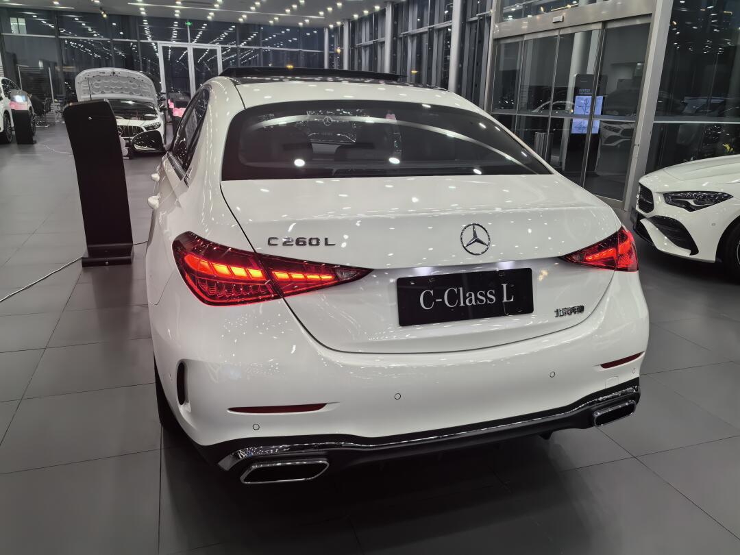 奔驰c260l儿童锁在哪里,c260l安全座椅接口类型