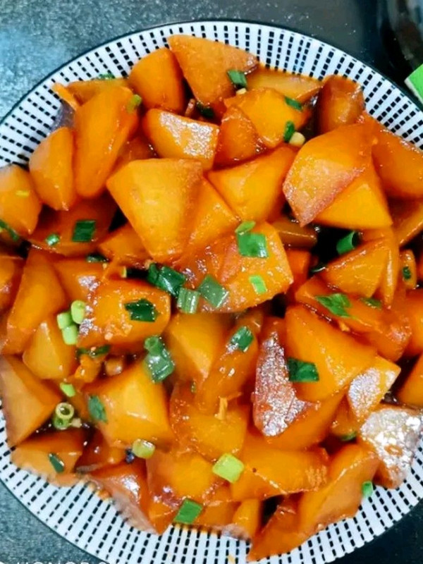 吃出健康,解决假胖 红烧白萝卜