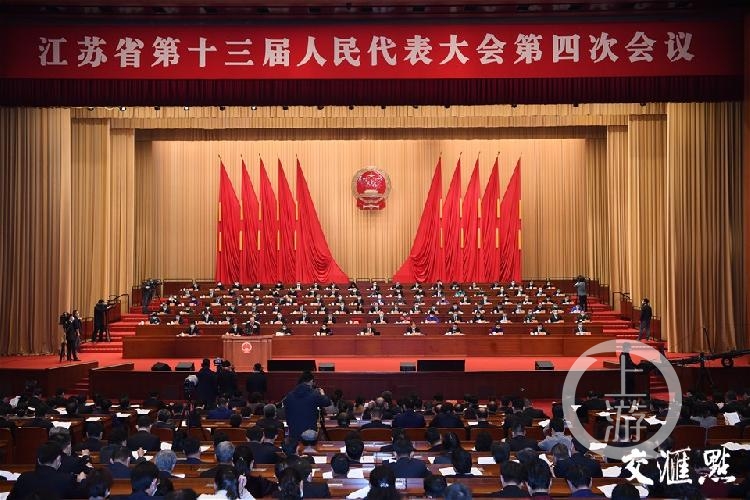 2021全国地方两会|江苏gdp迈入10万亿俱乐部,13市援鄂铸就"苏大强"